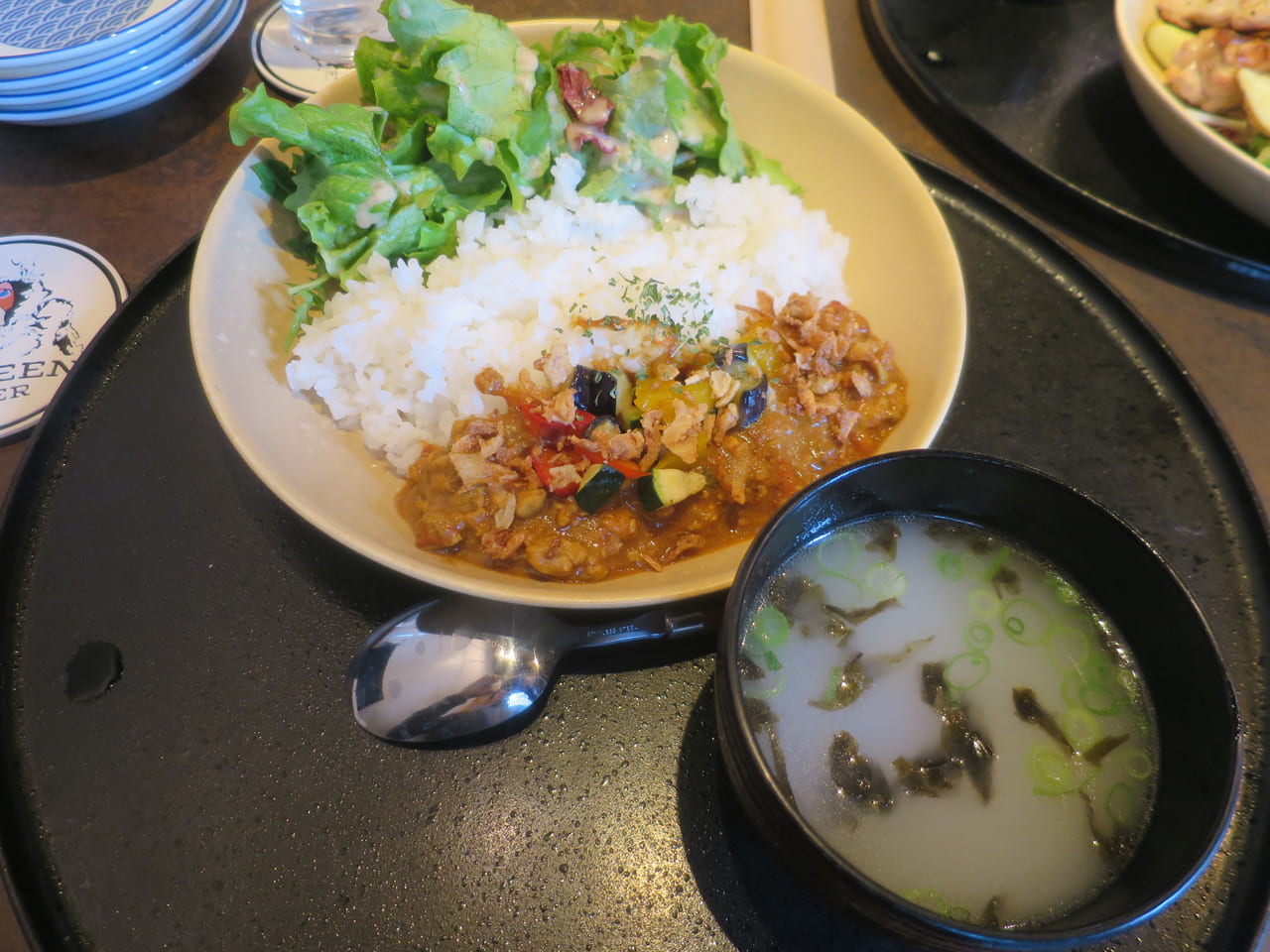 ヤオロズクラフトの地鶏キーマカレー