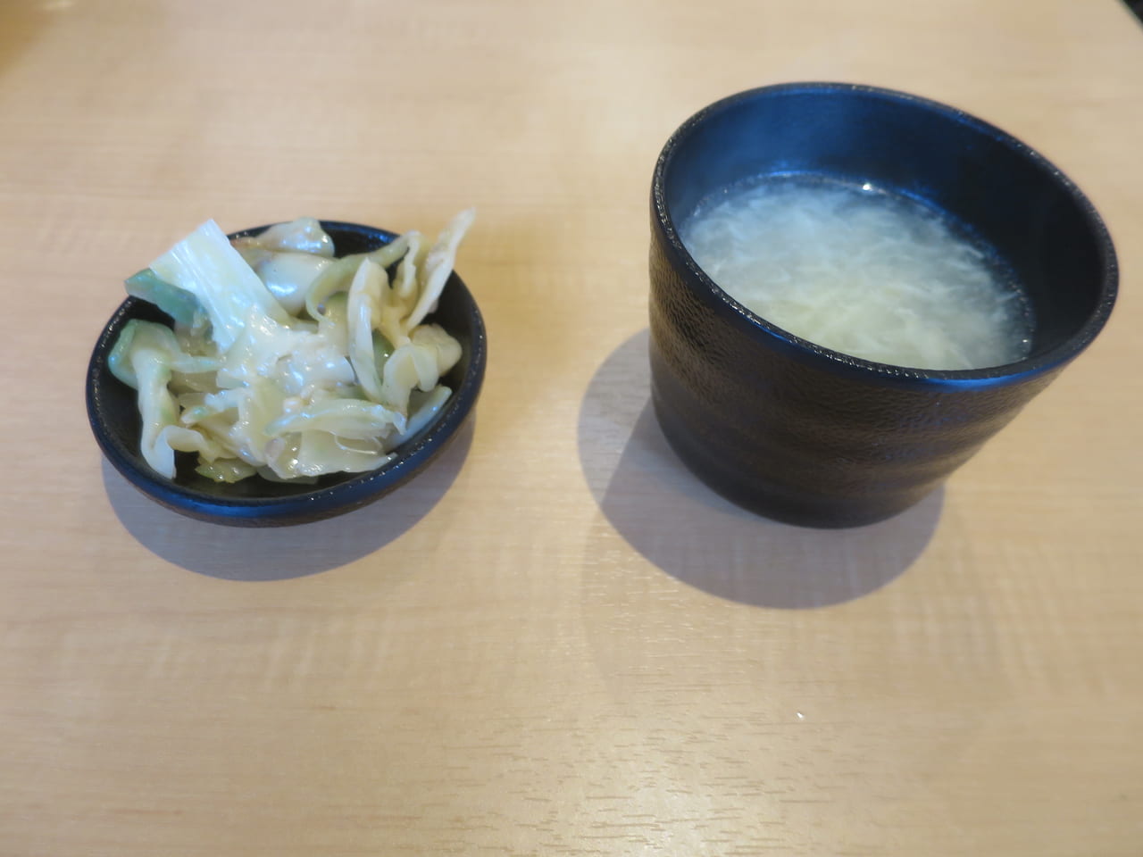 麻婆豆腐TOKYOのザーサイとスープは食べ放題