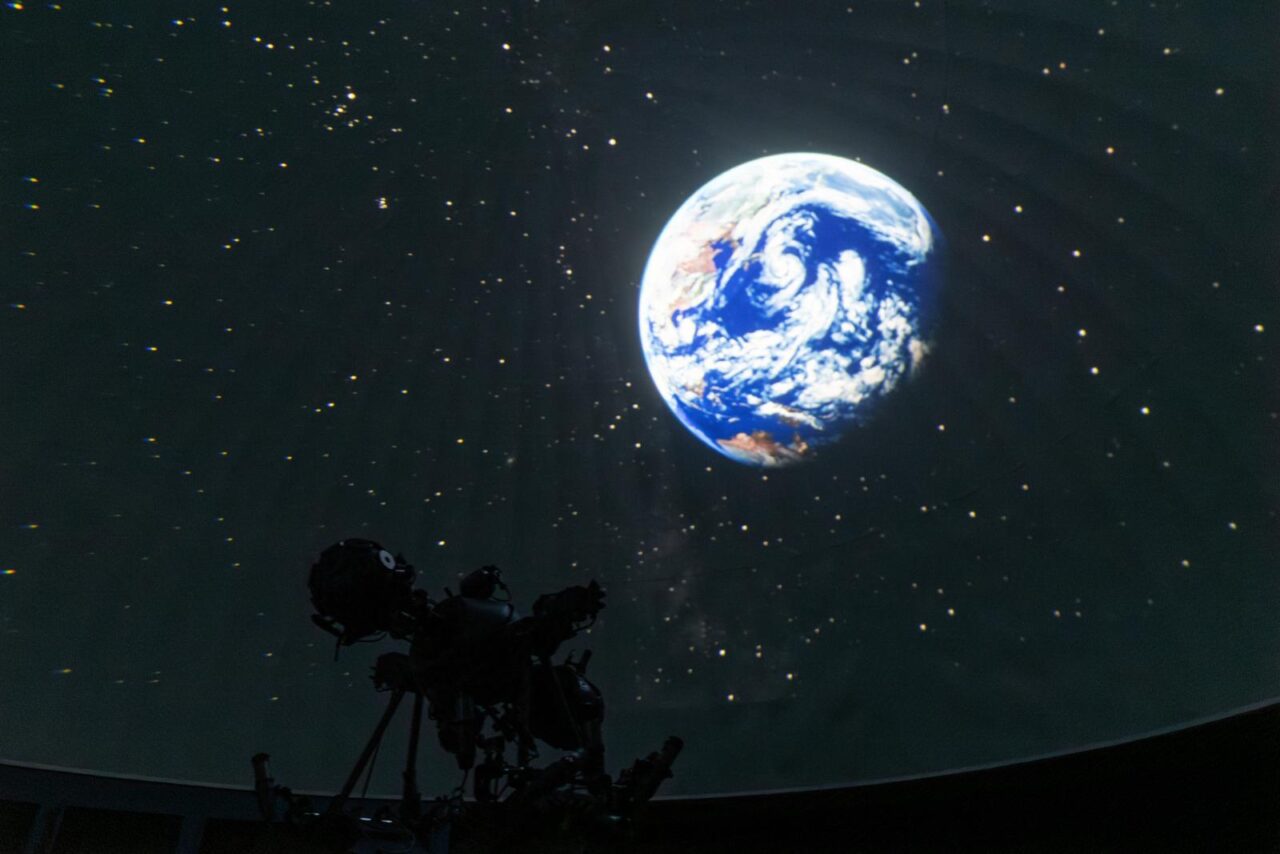 宇宙
