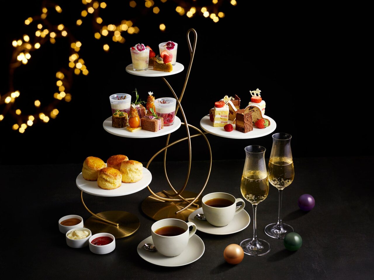 TAKANAWA GATEWAY CITY CHRISTMAS 2025