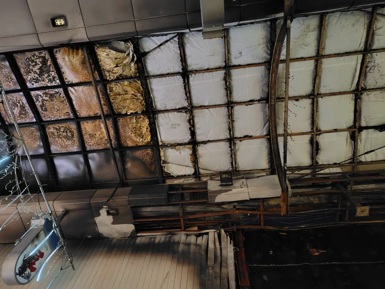 なかのぶスキップロード「中延商店街」火災後の様子 火災 復興支援金のお願い